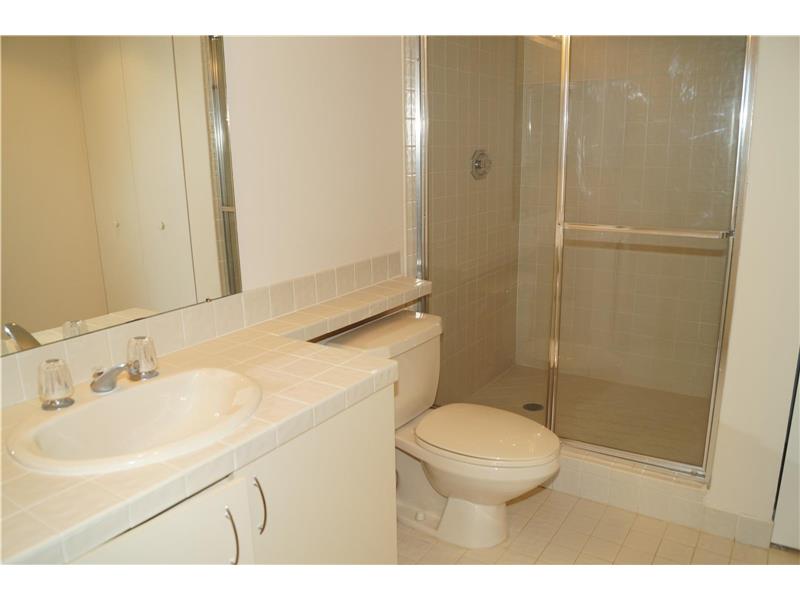 1000 East Island Blvd, Aventura, FL 33160
