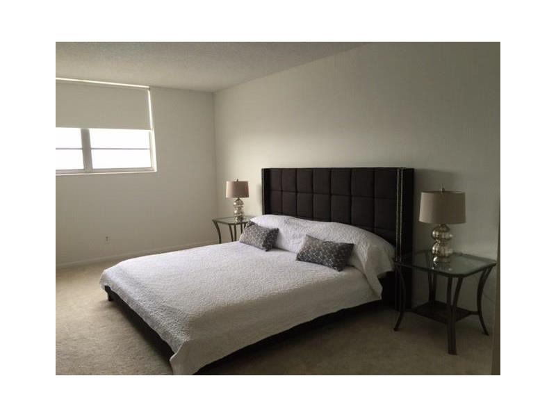 19370Collins Ave, Sunny Isles Beach, FL 33160