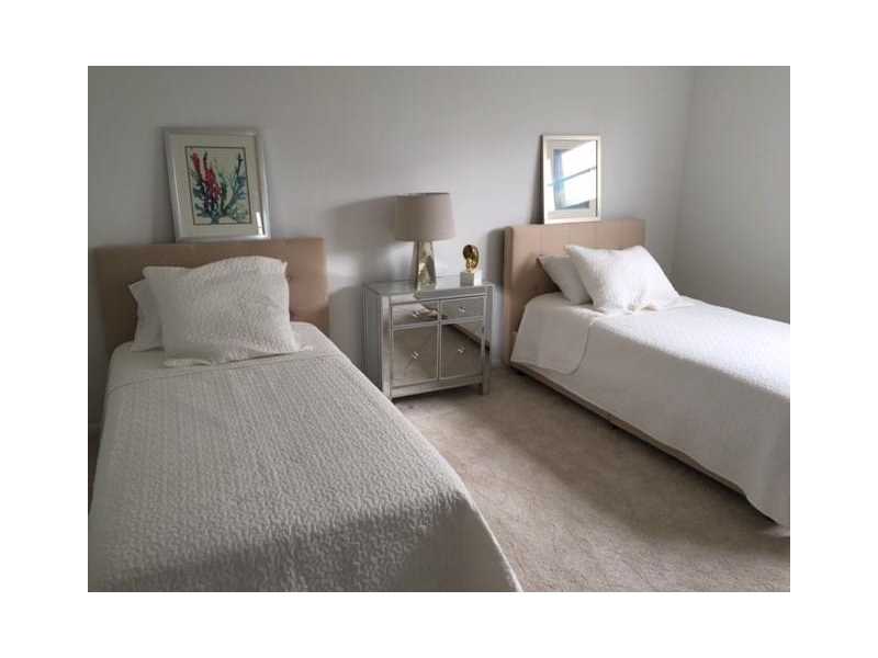 19370Collins Ave, Sunny Isles Beach, FL 33160