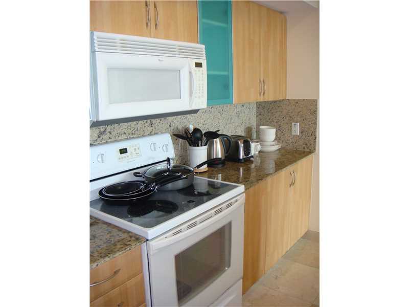 17555 Atlantic Blvd, Sunny Isles Beach, FL 33160