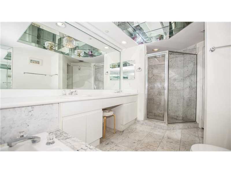 16400 Northeast Collins Ave, Sunny Isles Beach, FL 33160