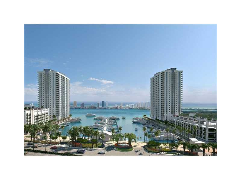 17301BISCAYNE BL, North Miami Beach, FL 33160