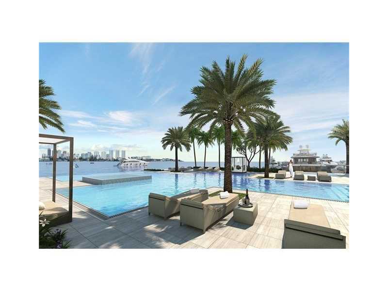 17301BISCAYNE BL, North Miami Beach, FL 33160