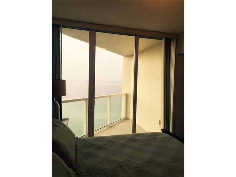 16699Collins Ave, Sunny Isles Beach, FL 33160