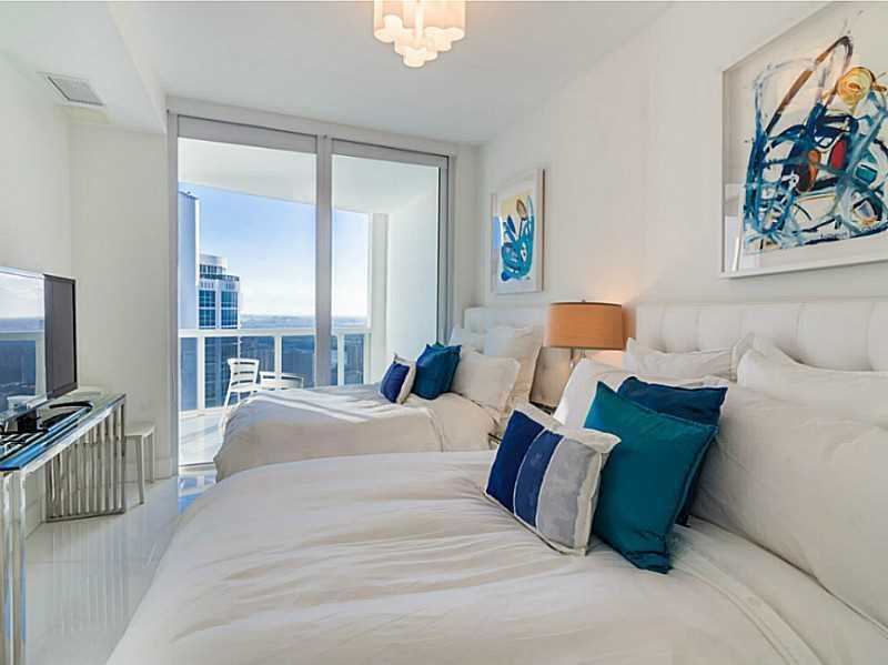 18201COLLINS AV, Sunny Isles Beach, FL 33160