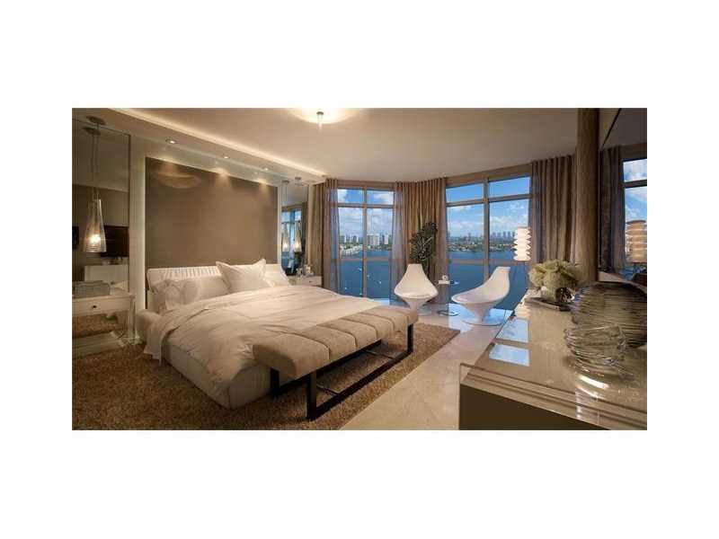 17301BISCAYNE BLVD, North Miami, FL 33160