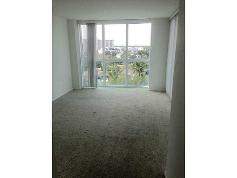 16500Collins Ave, Sunny Isles Beach, FL 33160