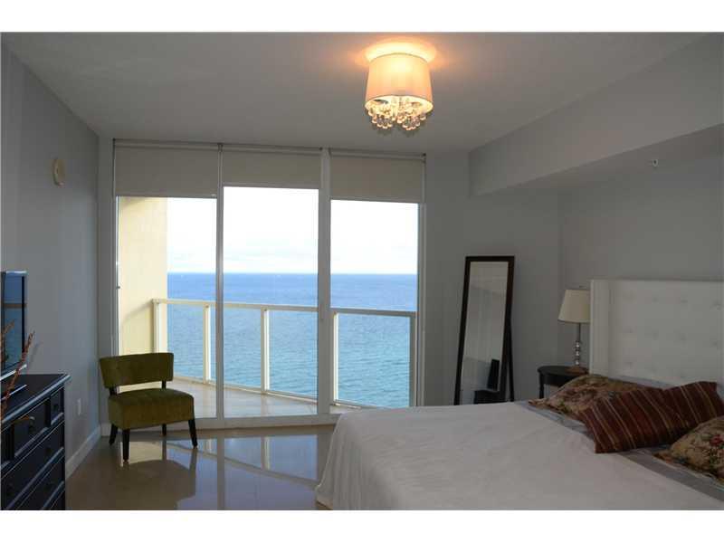 16699Collins Ave, Sunny Isles Beach, FL 33160