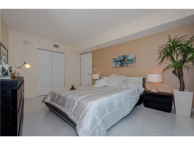 150 East Sunny Isles Blvd, Sunny Isles Beach, FL 33160