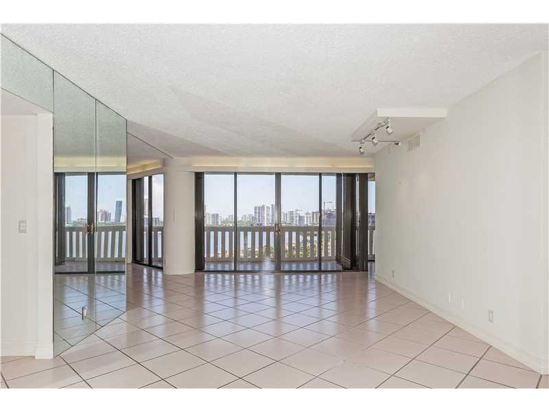 3000Island Blvd, Aventura, FL 33160