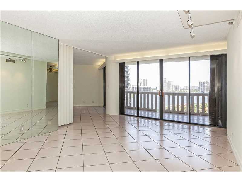 3000Island Blvd, Aventura, FL 33160