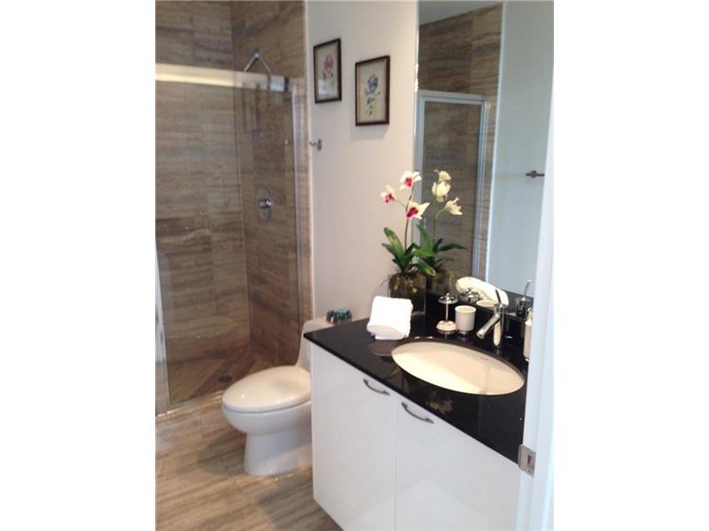 15901Collins Ave, Sunny Isles Beach, FL 33160