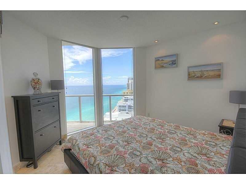 16699COLLINS, Sunny Isles Beach, FL 33160