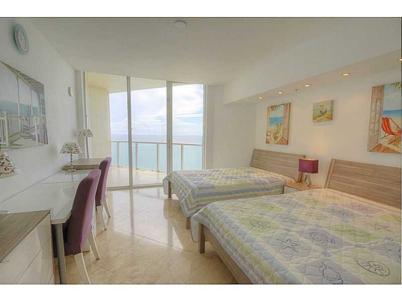 16699COLLINS, Sunny Isles Beach, FL 33160