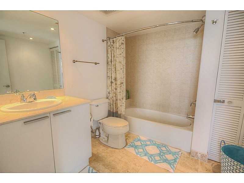16699COLLINS, Sunny Isles Beach, FL 33160