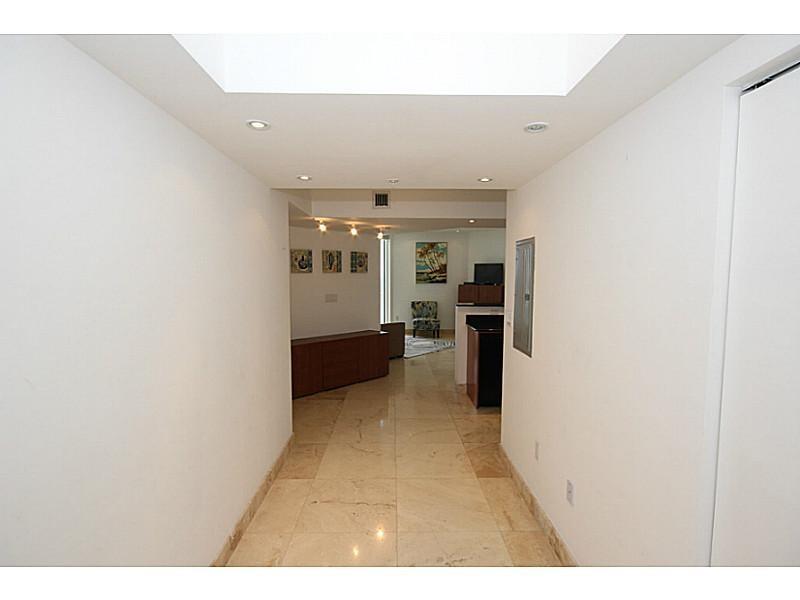 16699COLLINS, Sunny Isles Beach, FL 33160