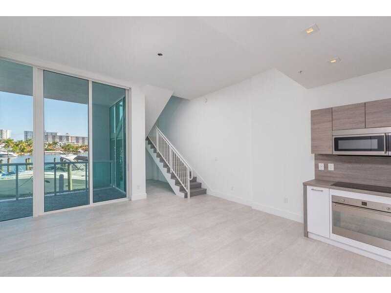 400Sunny Isles Blvd, Sunny Isles Beach, FL 33160