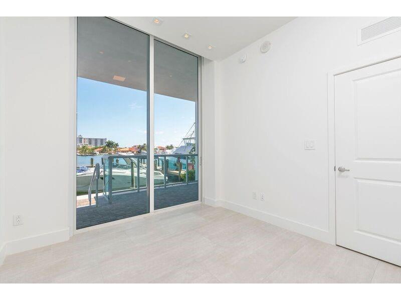 400Sunny Isles Blvd, Sunny Isles Beach, FL 33160