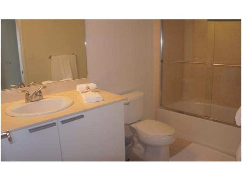 16699Collins Ave, Sunny Isles Beach, FL 33160