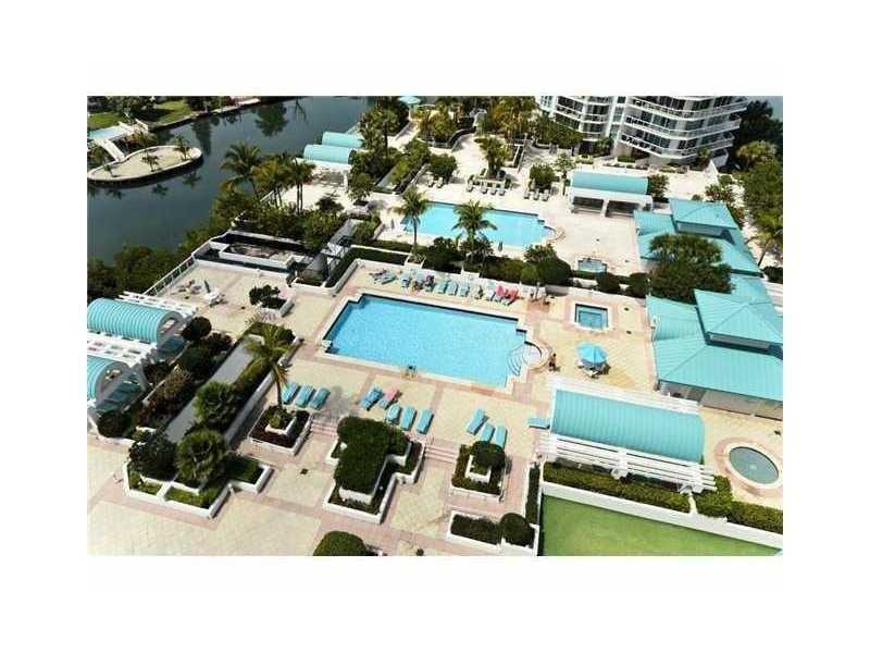 16400Collins Ave, Sunny Isles Beach, FL 33160