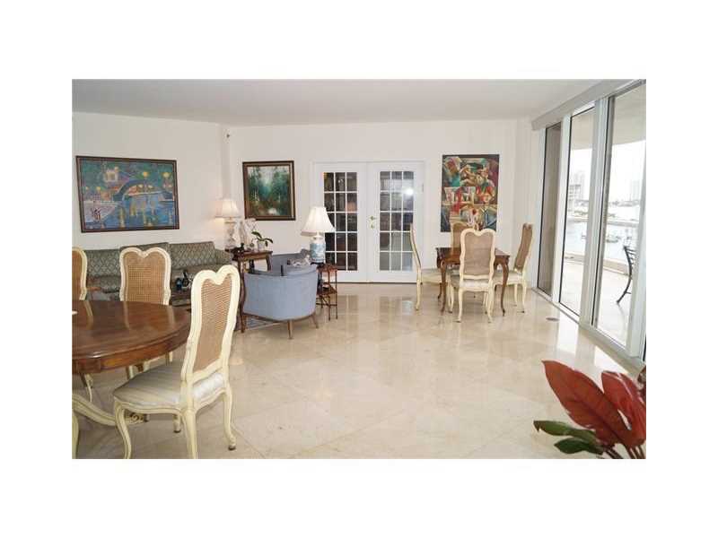 7000Island Blvd, Aventura, FL 33160