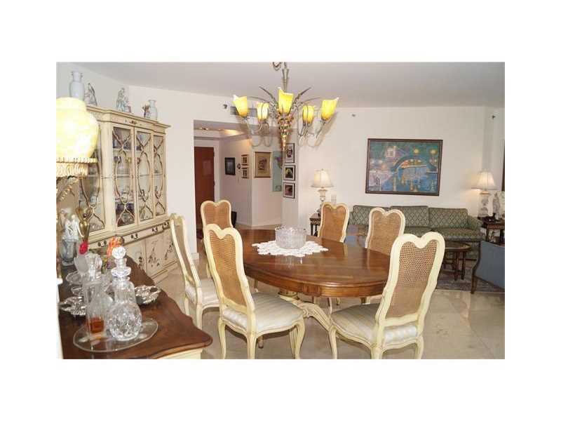 7000Island Blvd, Aventura, FL 33160