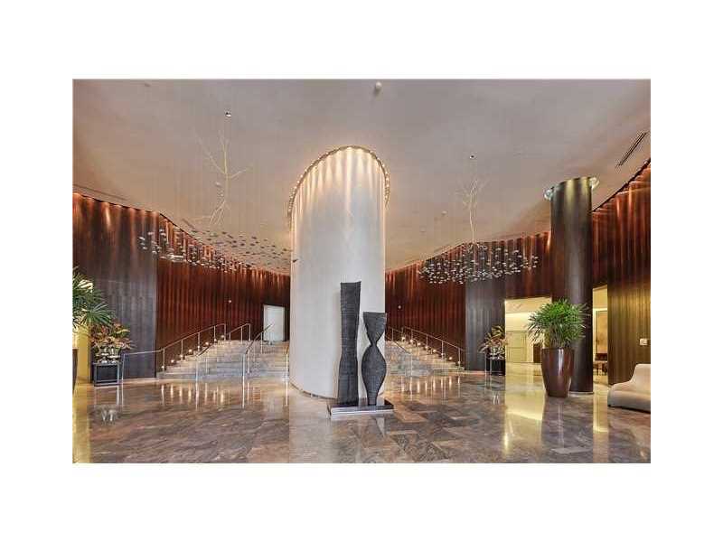 17201Collins Ave, Sunny Isles Beach, FL 33160