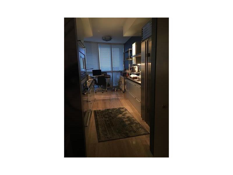 18201Collins Ave, Sunny Isles Beach, FL 33160