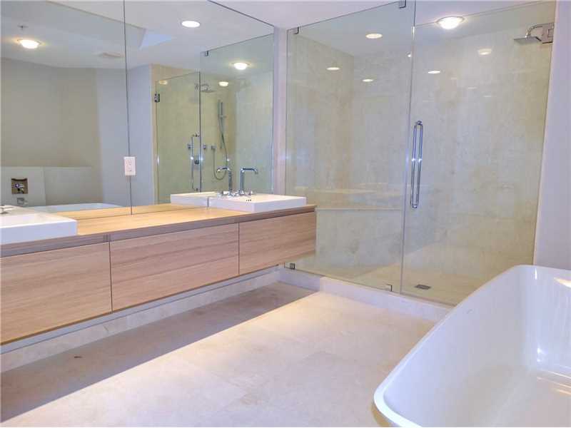 17301Biscayne Blvd, Aventura, FL 33160