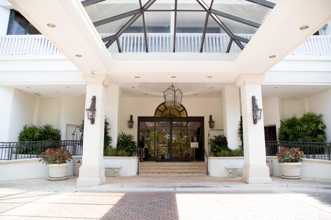 2000 Island Boulevard, Aventura, FL 33160