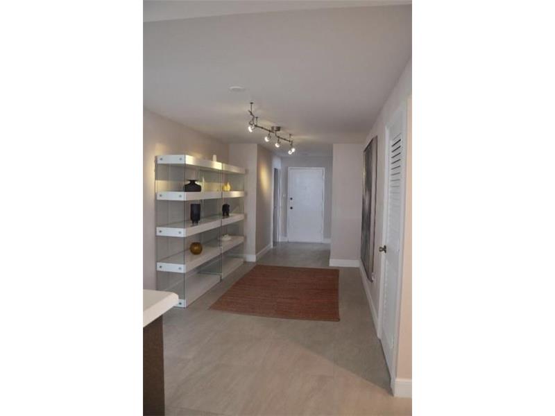 18051Biscayne Blvd, Aventura, FL 33160