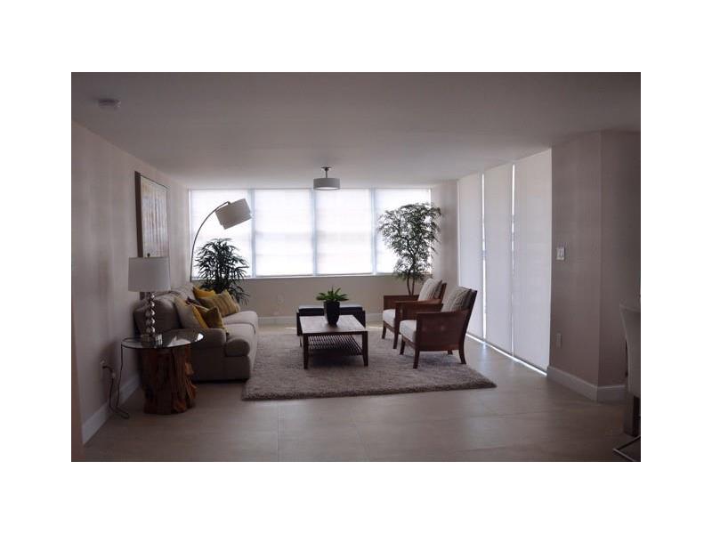18051Biscayne Blvd, Aventura, FL 33160