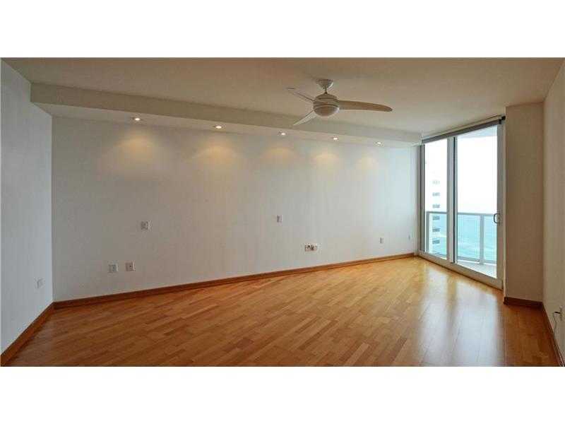 19333Collins Ave, Sunny Isles Beach, FL 33160