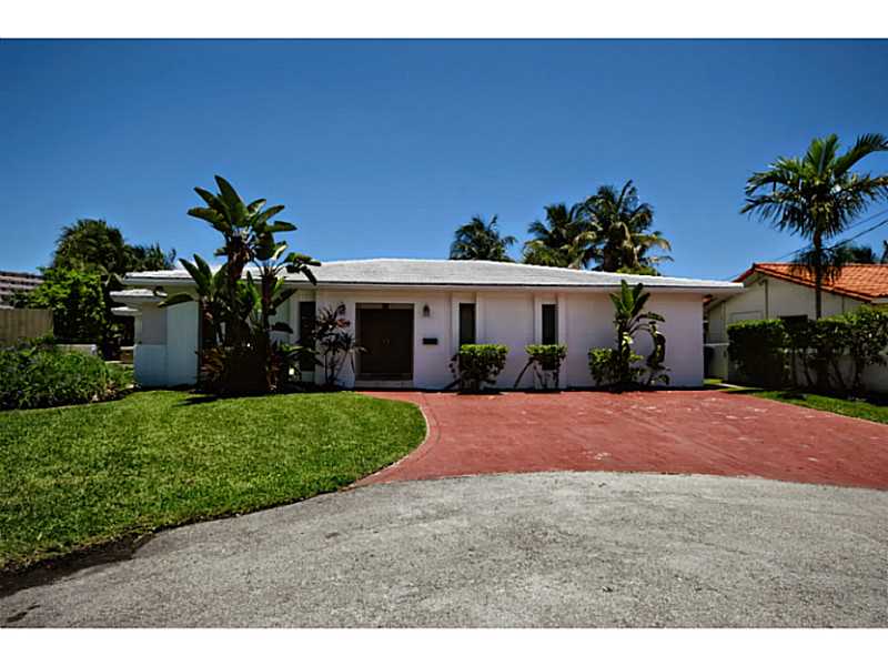 16451 Northeast 34 AV, Eastern Shores, FL 33160