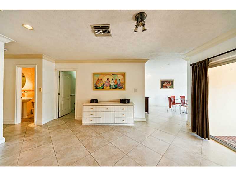 16451 Northeast 34 AV, Eastern Shores, FL 33160