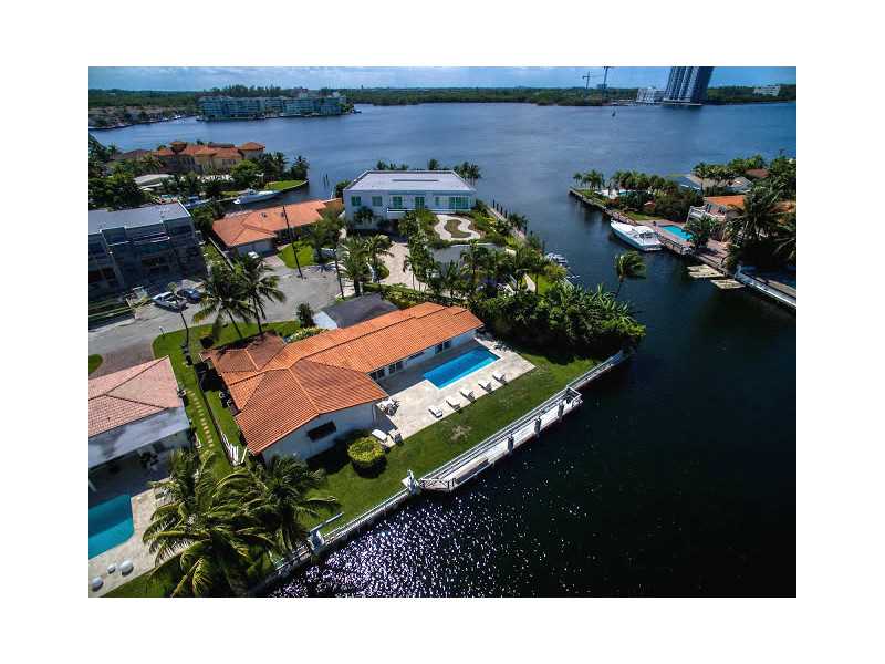 16481 Northeast 31 AV, Eastern Shores, FL 33160