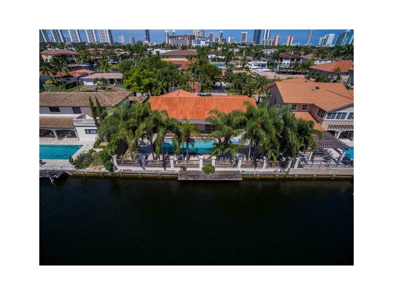 16466 Northeast 31 AV, Eastern Shores, FL 33160