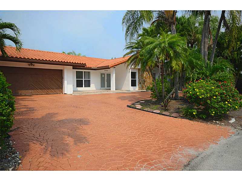16466 Northeast 31 AV, Eastern Shores, FL 33160