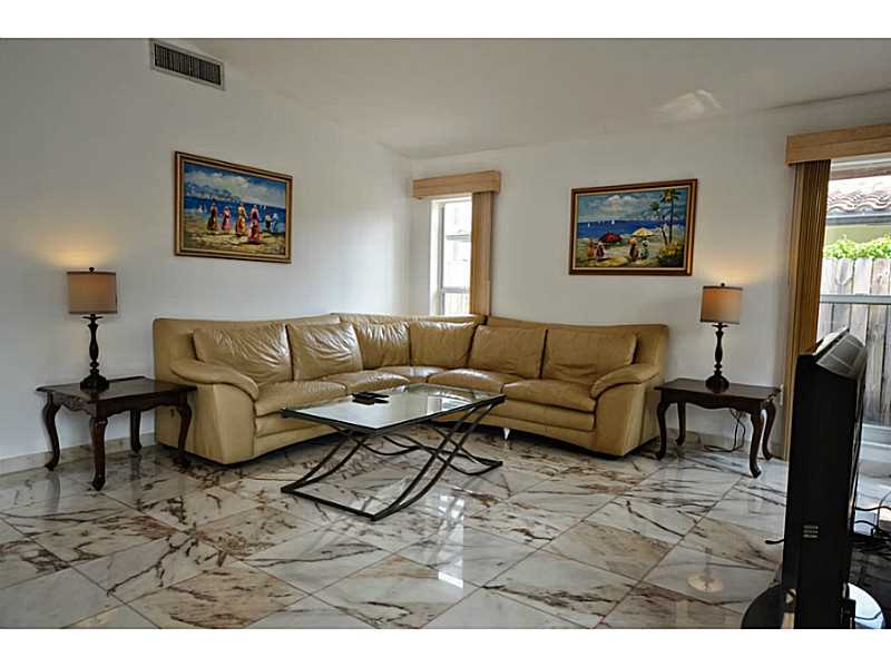 16466 Northeast 31 AV, Eastern Shores, FL 33160