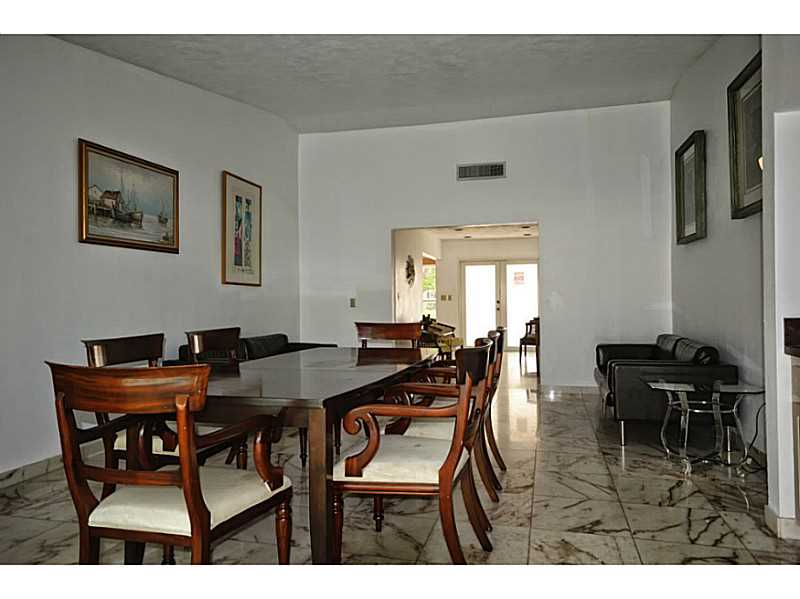 16466 Northeast 31 AV, Eastern Shores, FL 33160