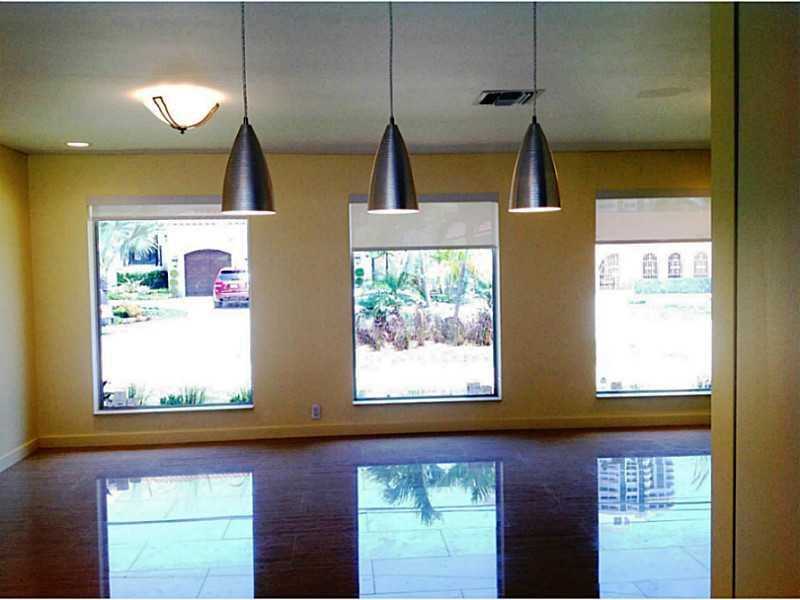 3320 NE 170TH ST, North Miami Beach, FL 33160