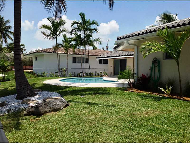 3320 NE 170TH ST, North Miami Beach, FL 33160
