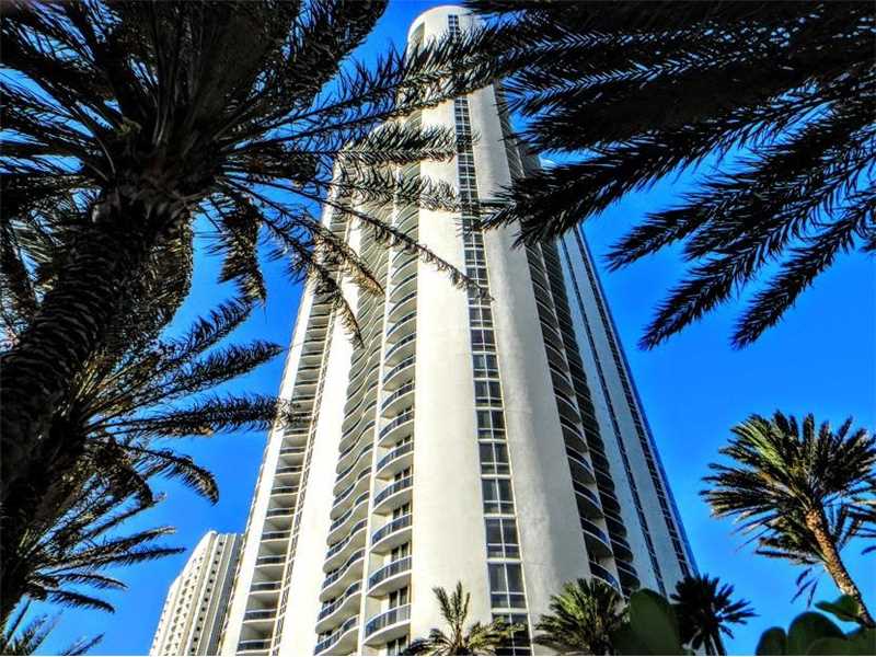 15901Collins Ave, Sunny Isles Beach, FL 33160
