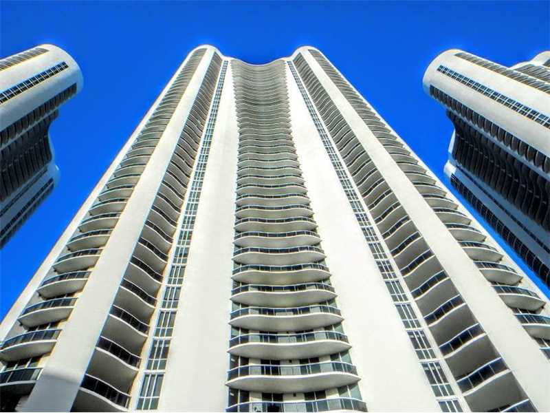 15901Collins Ave, Sunny Isles Beach, FL 33160
