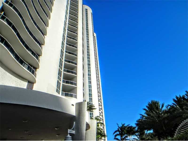 15901Collins Ave, Sunny Isles Beach, FL 33160