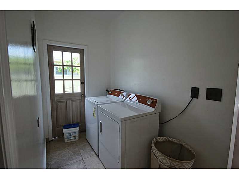 16469 Northeast 30 AV, Eastern Shores, FL 33160