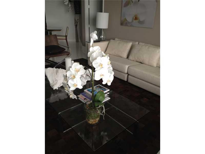 15811COLLINS AV, Sunny Isles Beach, FL 33160