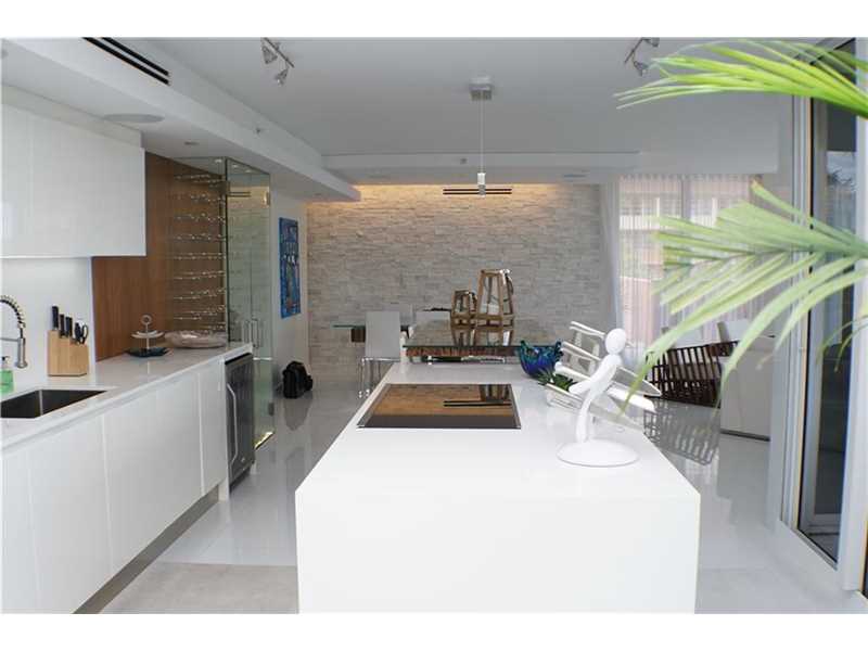 19333Collins Ave, Sunny Isles Beach, FL 33160