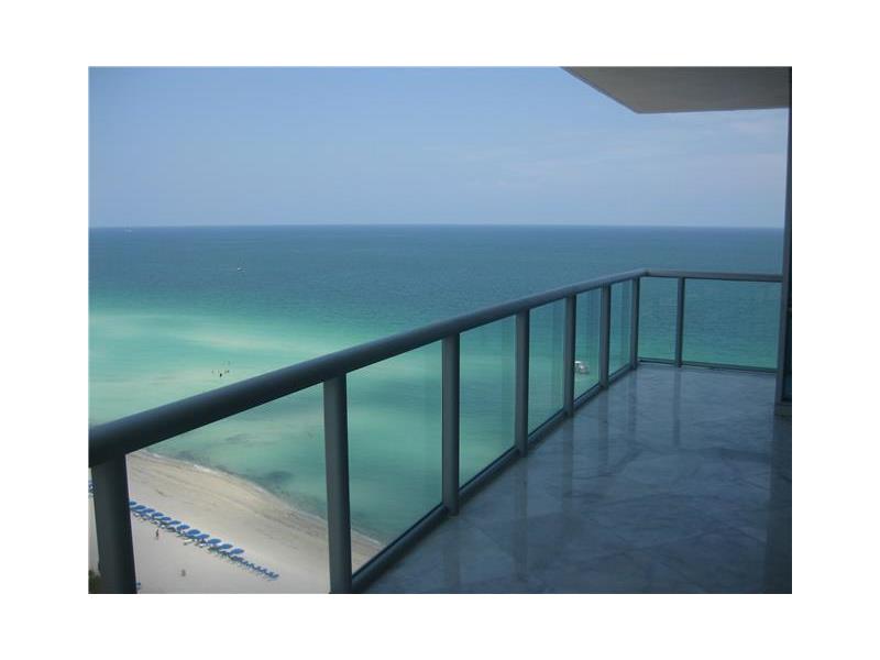 17121COLLINS AV, Sunny Isles Beach, FL 33160