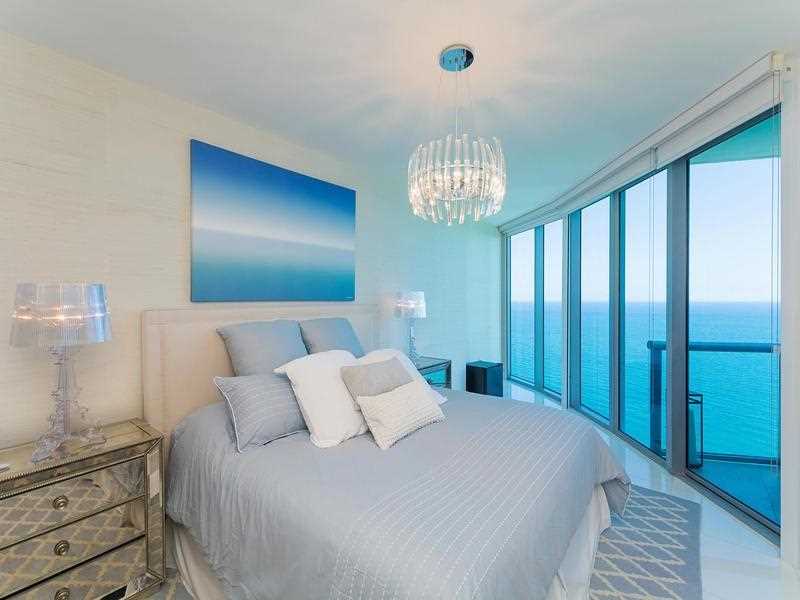 17001Collins Ave, Sunny Isles Beach, FL 33160